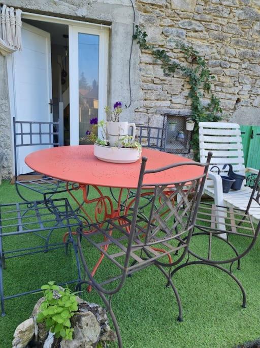 Appartement De La Laiterie Avec Petit Jardin. Eysus Екстер'єр фото